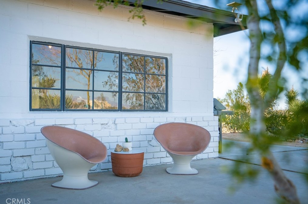 1272 Shangrila, Joshua Tree CA  92252 exterior