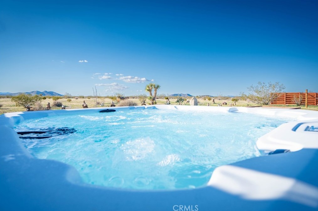 1272 Shangrila, Joshua Tree CA  92252 exterior