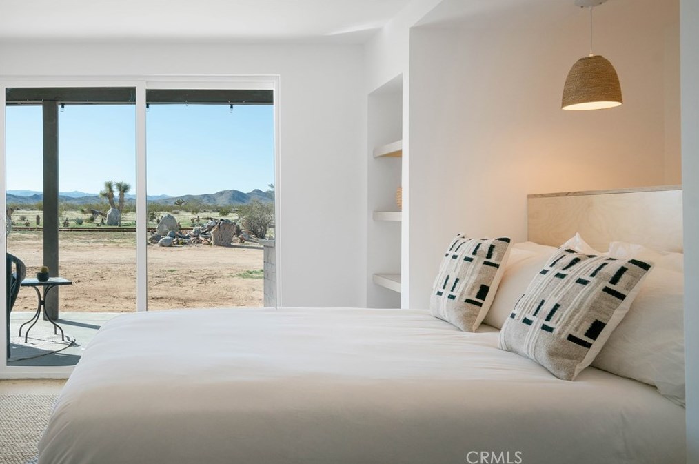 1272 Shangrila, Joshua Tree CA  92252 exterior