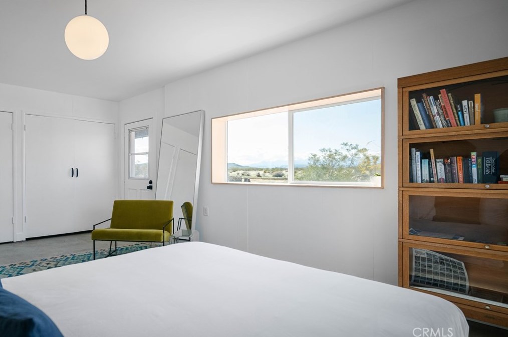 1272 Shangrila, Joshua Tree CA  92252 exterior