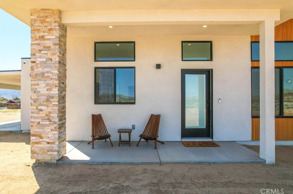 64815 Sun Mesa Rd, Joshua Tree CA  92252-4427 exterior
