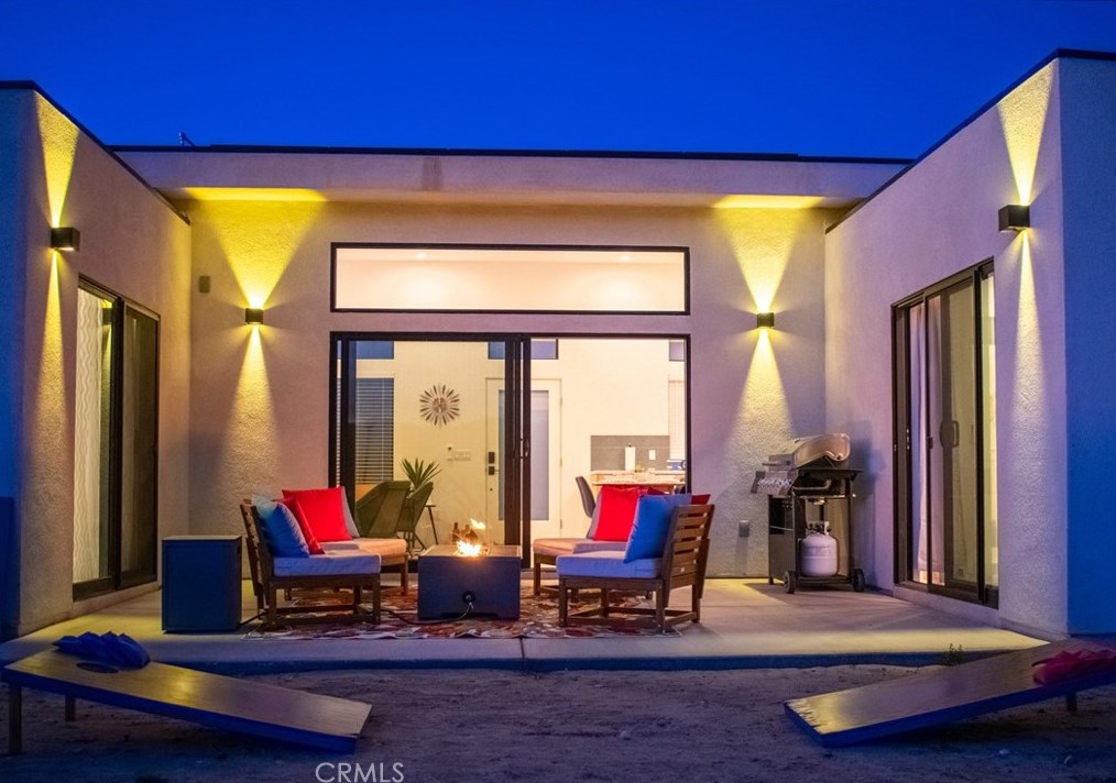 64815 Sun Mesa Rd, Joshua Tree CA  92252-4427 exterior