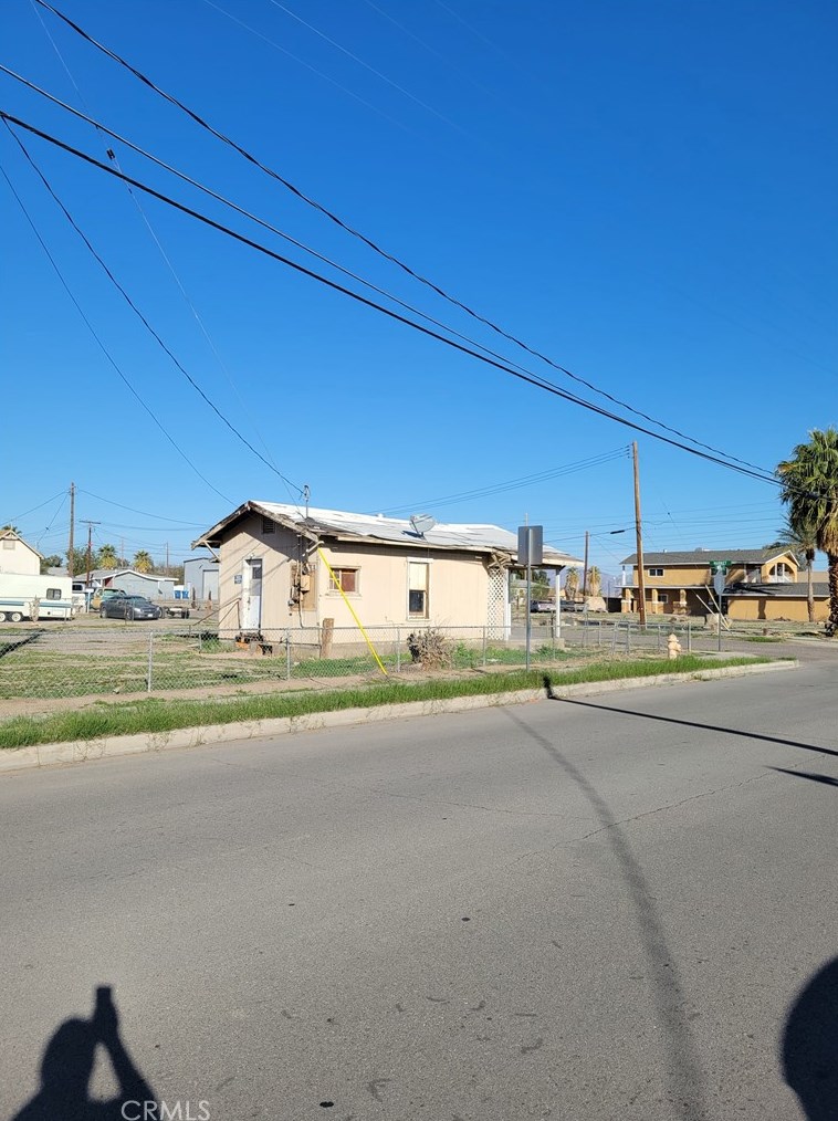 101 Market St, Chemehuevi, CA 92363