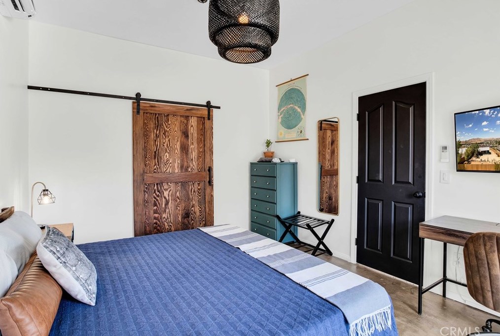 61858 Crest Circle Dr, Joshua Tree CA  92252-2654 exterior