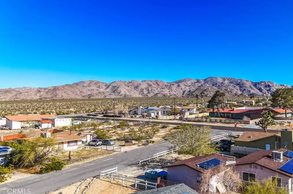 6860 Quail Spring Ave, Twntynine Plm CA  92277-6535 exterior