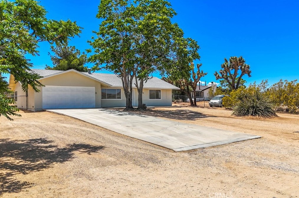 58133 Alta Mesa Dr, Yucca Valley, CA 92284-5924