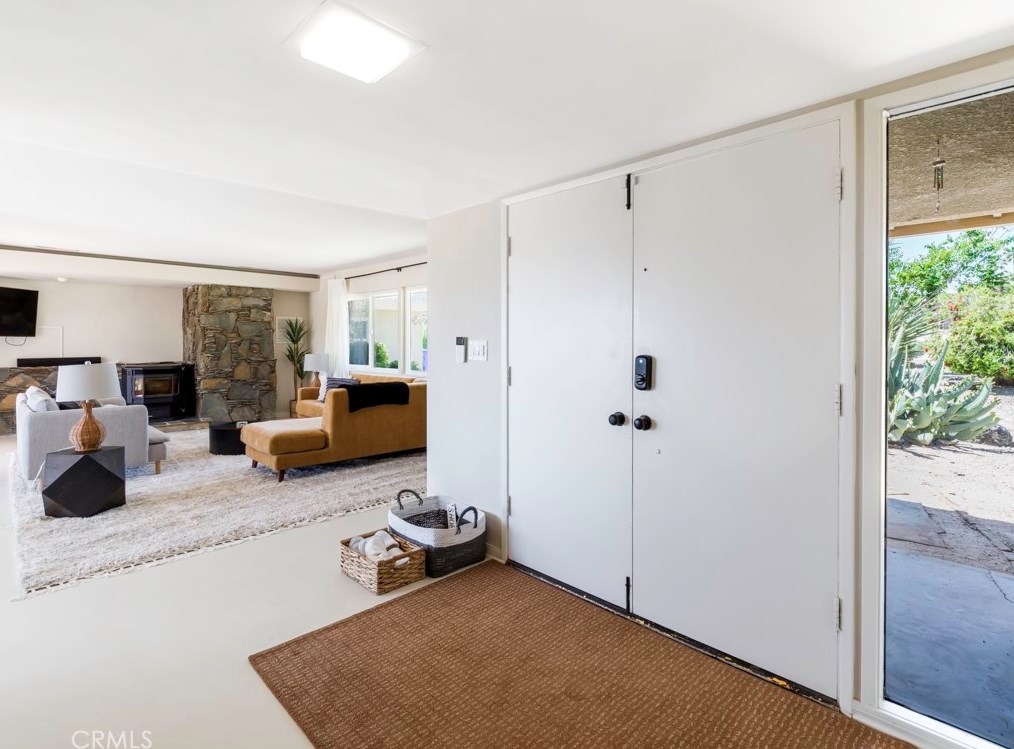 7515 San Remo Trl, Yucca Valley CA  92284-2354 exterior