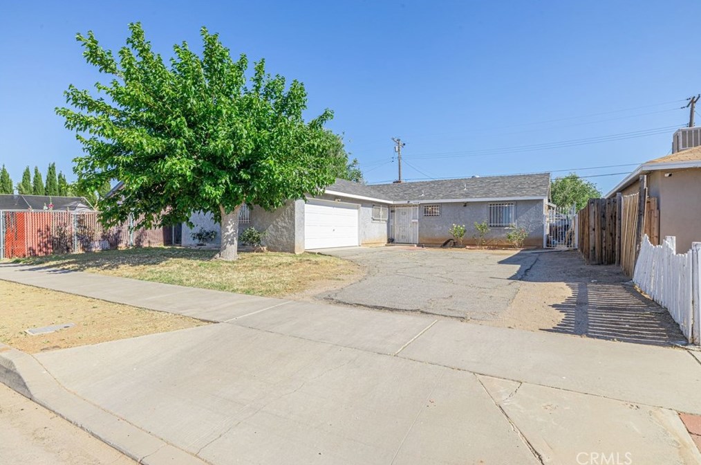 3308 Avenue, Palmdale, CA