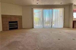 7495 Canyon Dr, Yucca Valley, CA 92284 - Photo 6