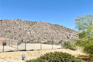 7495 Canyon Dr, Yucca Valley, CA 92284 - Photo 40