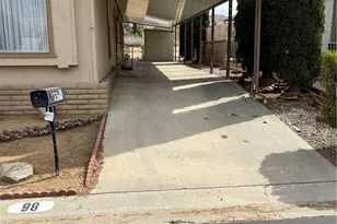 7501 Palm Ave, Yucca Valley, CA 92284 - Photo 4