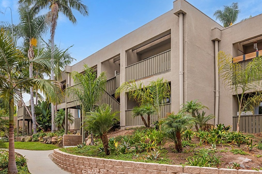 147 Glaucus St, Encinitas, CA 92024-1413