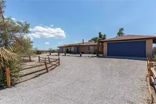 58235 Sun Via Dr, Yucca Valley, CA 92284 - Photo 2