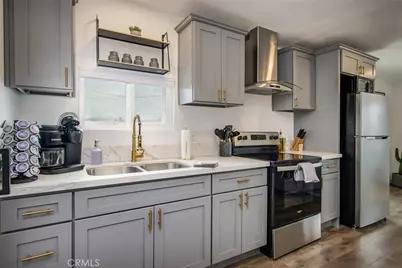 877 Phillips Road, Landers, CA 92285 - Photo 12