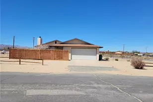 4818 Round Up Rd, 29 Palms MCB, CA 92277 - Photo 24