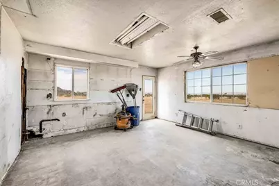 59724 Stearman Road, Landers, CA 92285 - Photo 2