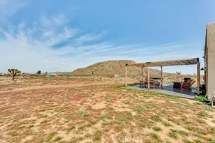 58725 Botkin Rd, Landers, CA 92285 - Photo 26