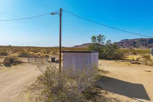 4773 Shawnee Trail, Landers, CA 92285 - Photo 44