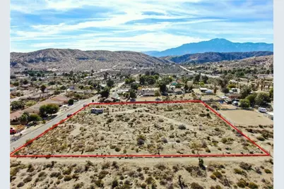 11040 Mescalero Avenue, Morongo Valley, CA 92256 - Photo 2