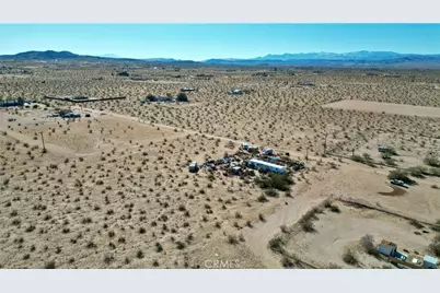 1825 Noble Way, Landers, CA 92285 - Photo 8