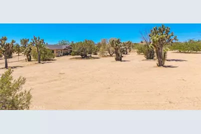 56810 Chipmunk Trail, Yucca Valley, CA 92284 - Photo 24