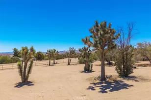 56810 Chipmunk Trail, Yucca Valley, CA 92284 - Photo 26