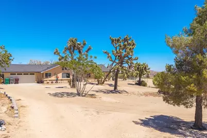 56810 Chipmunk Trail, Yucca Valley, CA 92284 - Photo 4
