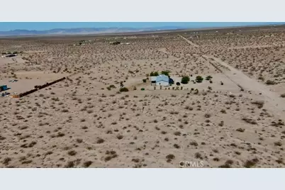 60684 Herdmans Road, Landers, CA 92285 - Photo 6