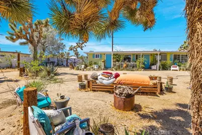 6959 Pawnee Avenue, Yucca Valley, CA 92284 - Photo 8