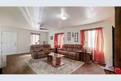 124 E. 54th Street, Los Angeles, CA 90011 - Photo 4