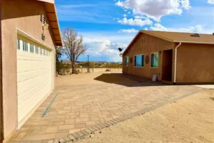 1525 Dakota, Landers, CA 92285 - Photo 2