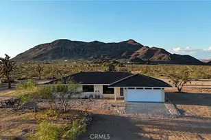 59676 Mitch Rd, Landers, CA 92285 - Photo 2