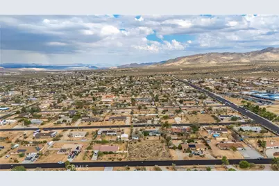 7625 Hilton Avenue, Yucca Valley, CA 92284 - Photo 18