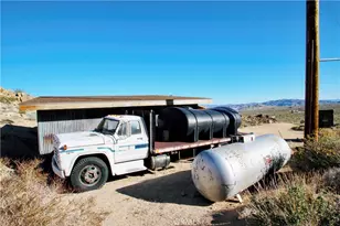 4650 Sizer Cyn Rd, Johnson Valley, CA 92285 - Photo 26