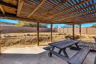 57613 Onaga, Yucca Valley, CA 92284 - Photo 28