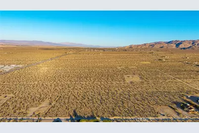 6667 Peterson Road, 29 Palms MCB, CA 92277 - Photo 1