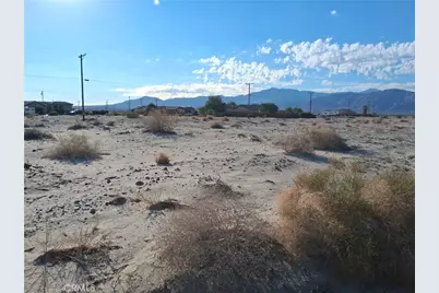 1461 Stamford, Thermal, CA 92274 - Photo 2