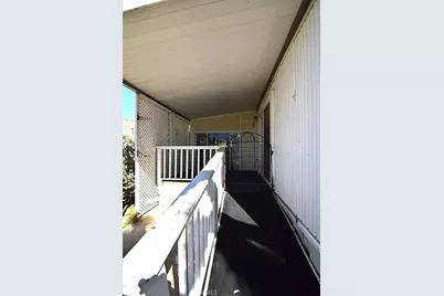 56254 29 Palms Highway #30, Yucca Valley, CA 92284 - Photo 4