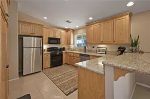 59105 Wilcox Ln, Yucca Valley, CA 92284 - Photo 10