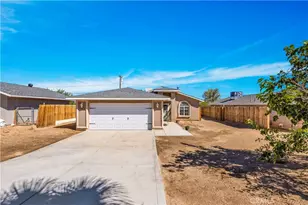 6185 Chia, 29 Palms MCB, CA 92277 - Photo 1