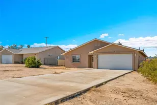 5564 Mariposa, 29 Palms MCB, CA 92277 - Photo 2