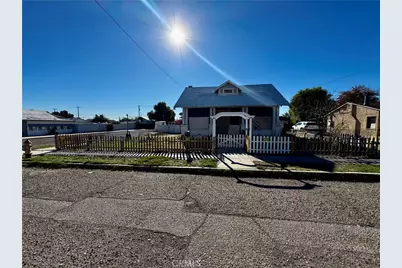 203 Walnut Street, Needles, CA 92363 - Photo 2