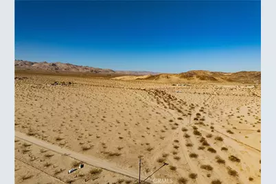 5226 Pearl Springs Avenue, 29 Palms MCB, CA 92277 - Photo 4