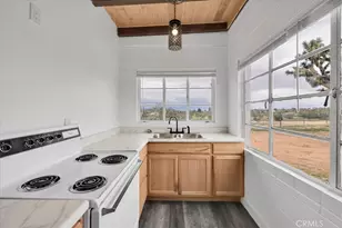 57726 Starlight Mesa Rd, Yucca Valley, CA 92284 - Photo 8