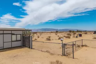 84951 Amboy, 29 Palms MCB, CA 92277 - Photo 24