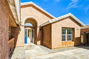 57158 Selecta, Yucca Valley, CA 92284 - Photo 4