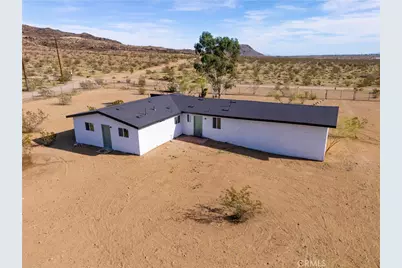 2670 N Sage Avenue, Landers, CA 92285 - Photo 4