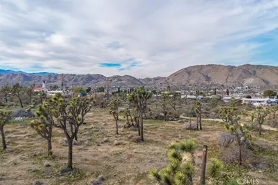 8129 Stardust, Yucca Valley, CA 92284 - Photo 12