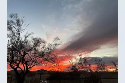 4675 Kickapoo Trail, Landers, CA 92285 - Photo 14