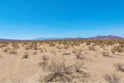 5888 La Ferney Avenue, Joshua Tree, CA 92252 - Photo 8